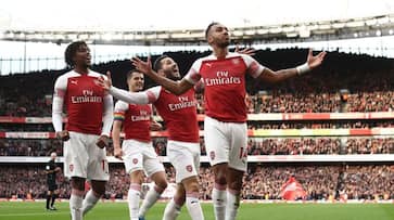 Premier League Arsenal vs Tottenham Aubameyang North London Emirates Stadium