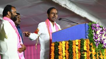 #Semifinals18 Telangana assembly election  TRS chief KCR loses cool bewakoof Alampur