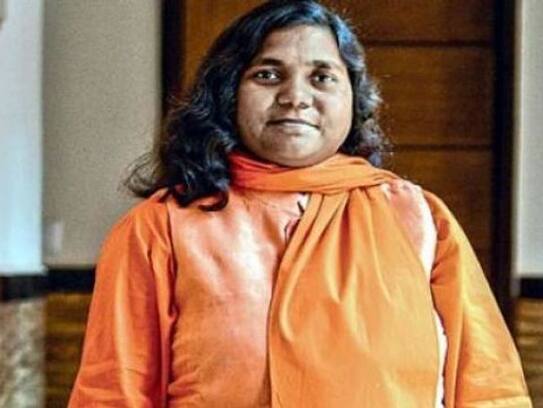 Member of parliament Savitribai phule married in age of eight and take sannyas