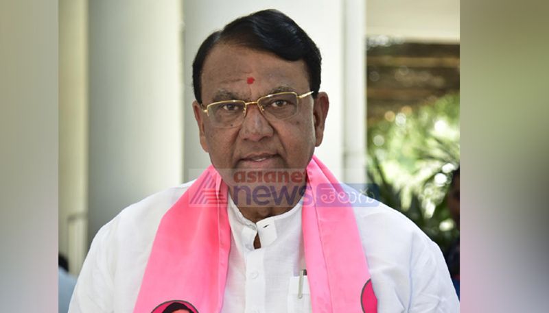 Telangana Assembly Speaker Pocharam Srinivas Reddy key Comments on Telangana CM lns 