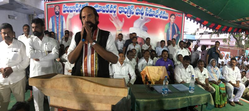 T Congress chief Uttam kumar reddy facebook live with activists over coronavirus