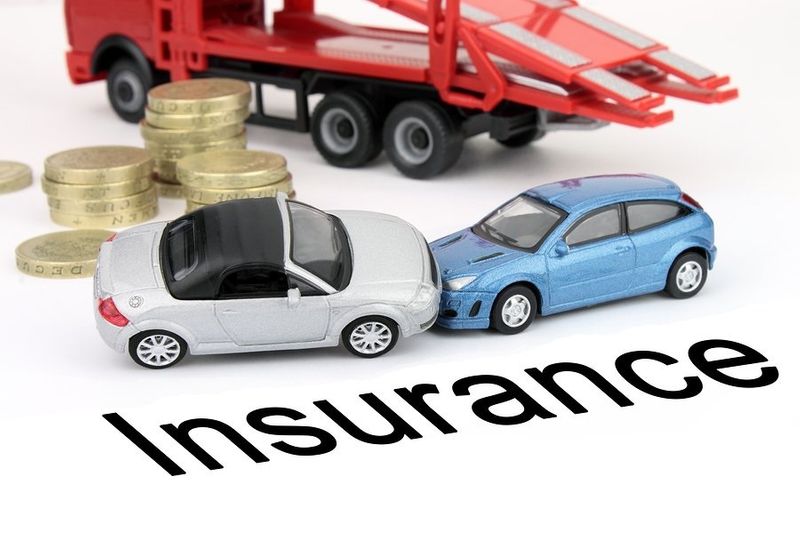 IRDAI plan to send fine notice to uninsured vehicle owner to process of 100 percent motor insurance in India ckm