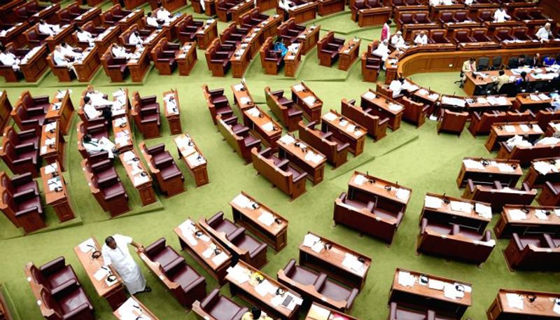 Karnataka Assembly session adjourns; MLAs return to their plush hotels, resorts