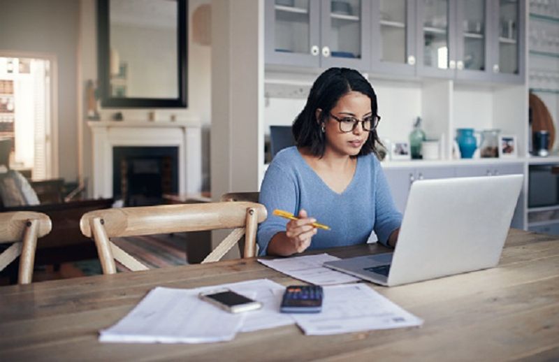 Night shifts raise women's cancer risk