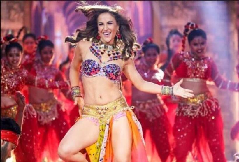 एली अवराम का ये गाना मचा रहा है इंटरनेट पर धमाल