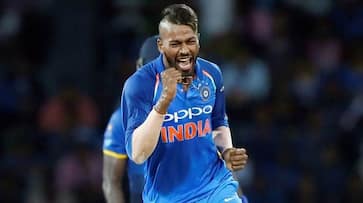 Hardik Pandya karke aaya hai practice