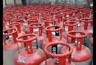 Govt cut LPG cylinder price, new year gift for consumer