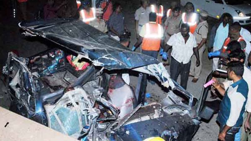 vellore car accident... 6 people killed