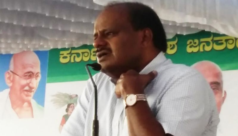 Kumaraswamy  bargaining for 12 out 28 MP seats  Congress for Lok Sabha