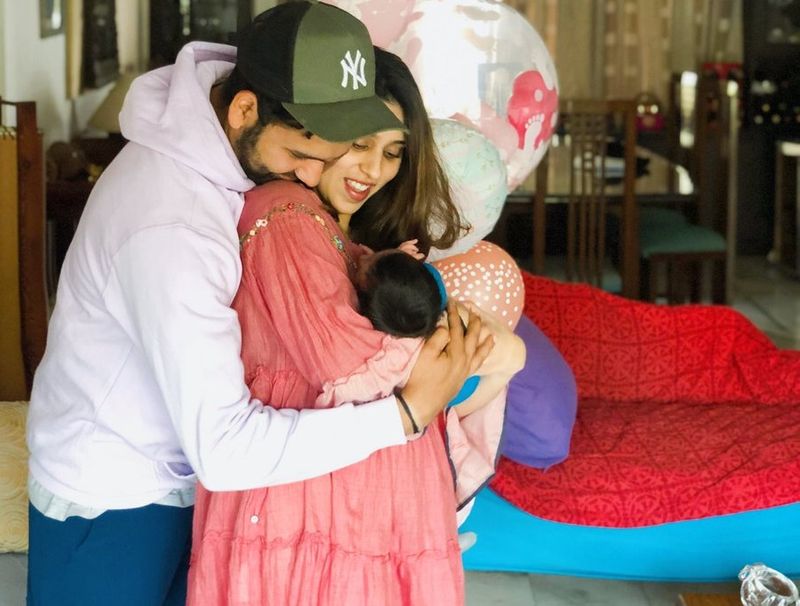 Rohit sharma revealed daughter name with adorable family picture