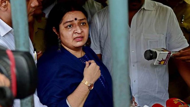 Sasikala cannot lay claim to the Jayalalitha poes Garden... J.deepa audio