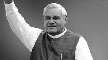 Atal Bihari Vajpayee's first death anniversary today,  President, Prime Minister paid tribute