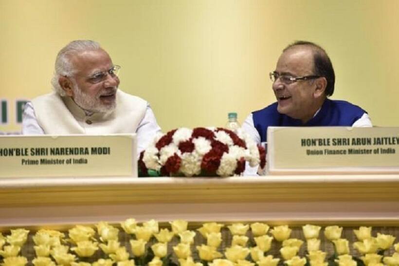 मोदी सरकार अगले महीने  आपके लिए खोलेगी रियायतों का पिटारा, बचाएगी आपका पैसा