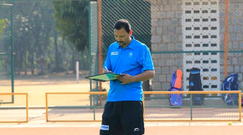 Former India hockey coach Harendra Singh leads on different turf amid Coronavirus outbreak