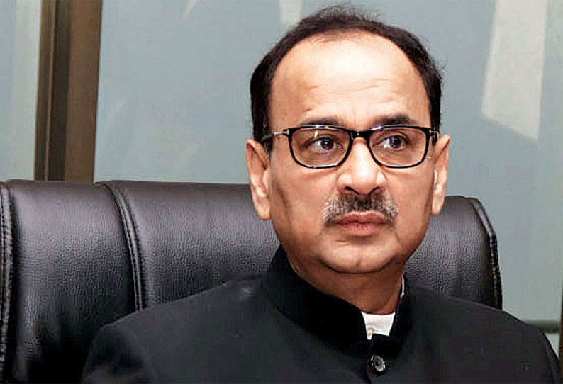 Modi govt fires Alok Verma as CBI director, moves him to fire department