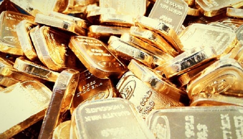 3 women smuggling gold detained in Bengaluru Airport