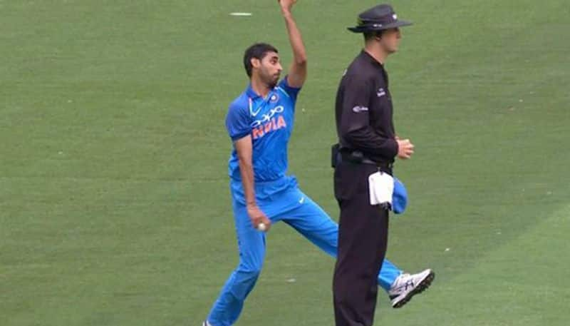 watch Bhuvneshwar Kumar bowling behind the stumps