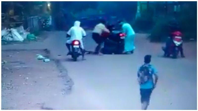 two wheeler bike accident cctv footage