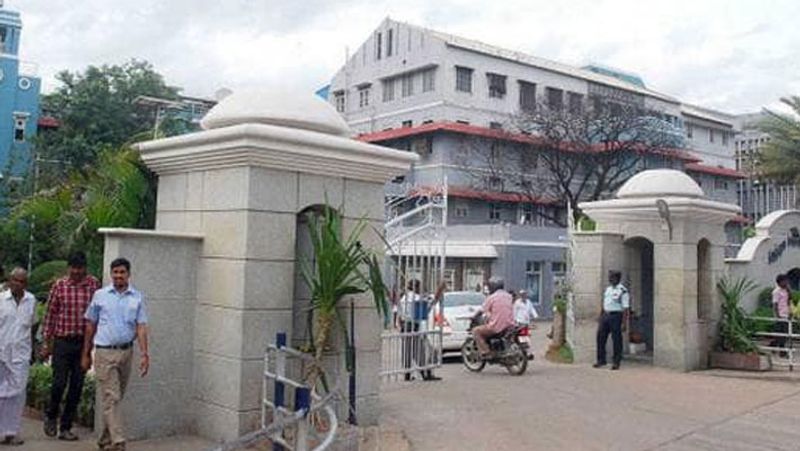 vellore cms hospital fraud...man arrest