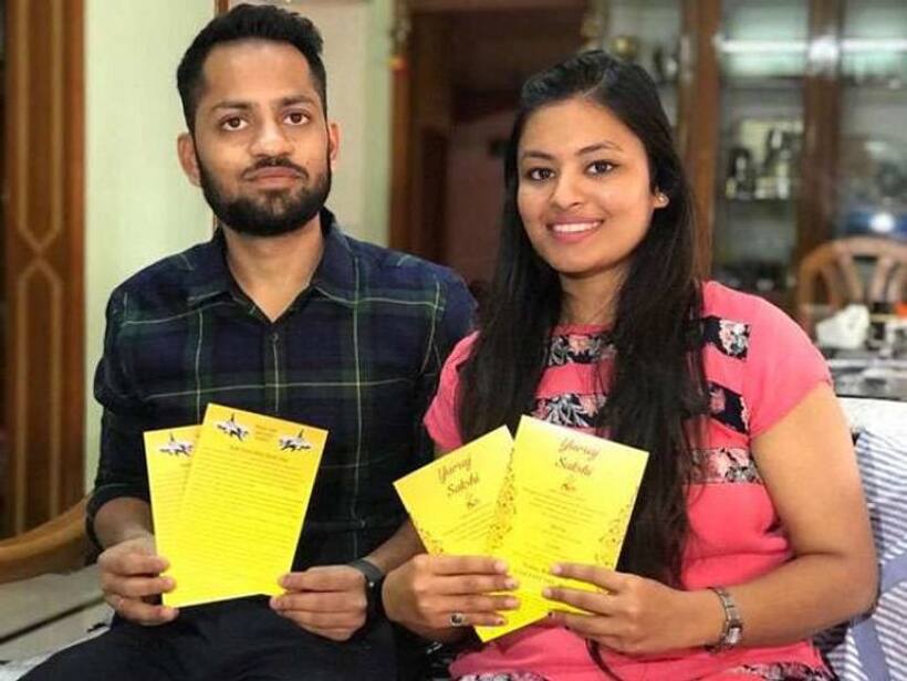 जानें क्या है शादी के कार्ड और राफेल विमान का कनेक्शन