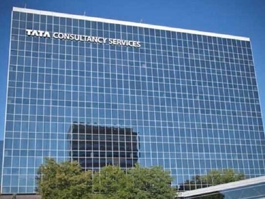 Tcs get award of most vauable company in IT sector, in top ten four indian IT companies included