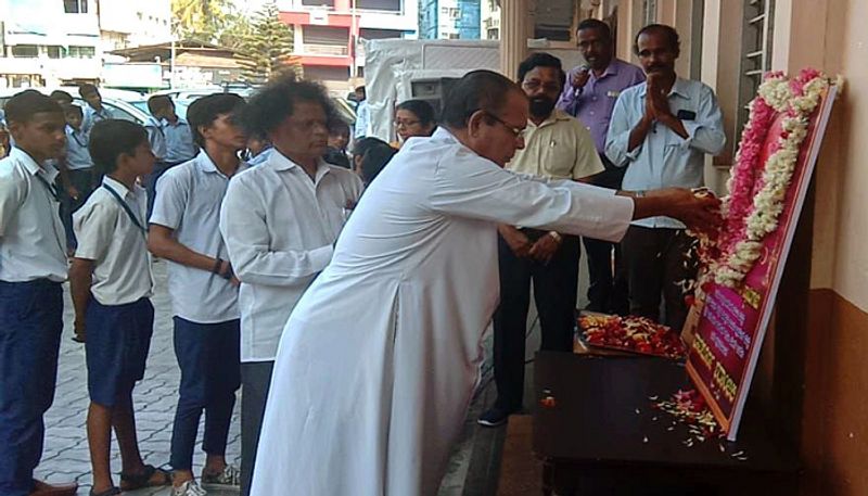 Udupi Chrurch Pays Tribute To Siddaganga Seer