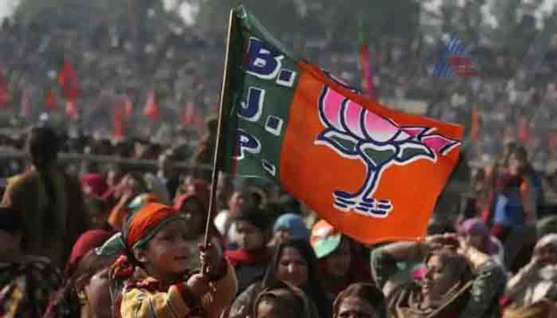 opinion poll predicts great win for bjp in maharashra and Haryana