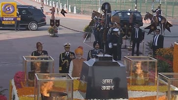 pm reached amar jawan sheed in india gate