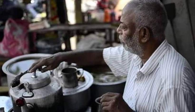 ...वो चायवाला जिसके खुद पीएम मोदी हैं मुरीद, पहुंचे थे मिलने