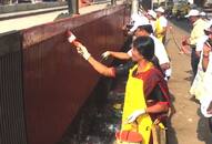 Republic Day: Bengaluru mayor cleans messy walls in city