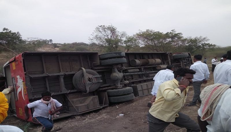 Bus Topple In Attempt To Save Old Man in Vijayapura