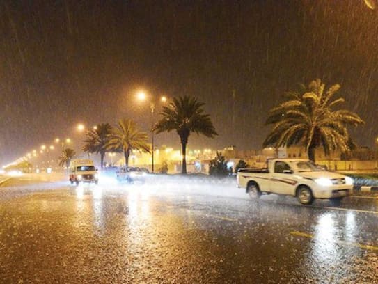 heavy rain alert issued in saudi arabia till monday 