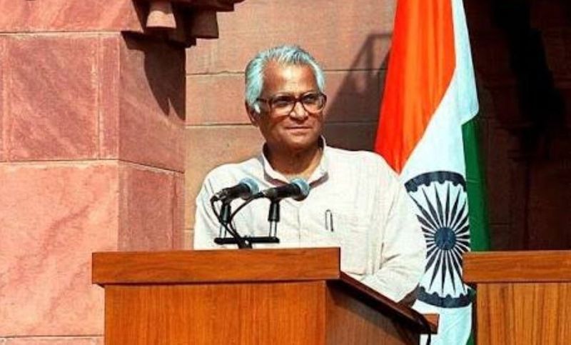 Former defence minister from Mangaluru George Fernandes breathes his last at age 88