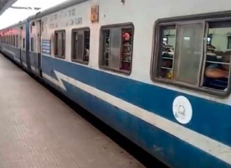 Bengaluru Shivamogga Janshatabdi Express train