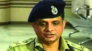 CBI arrest Kolkata police commissioner Rajiv Kumar chit fund scam