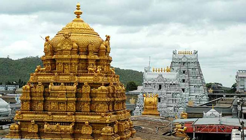 Vaikunta Ekadasi 2023 :10 Days devotees are allowed to vaigunta vaasal in thirupathi Rya