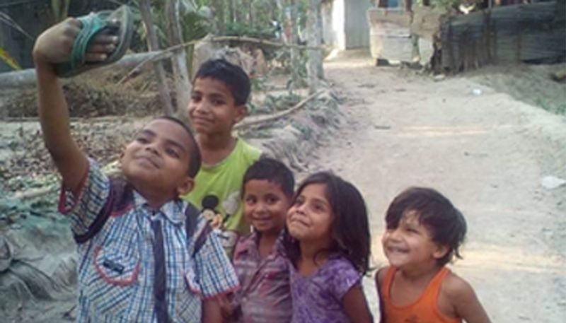 photo of a bunch of innocent kids goes viral