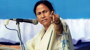 mamata-banerjee-tragicomedy-brazen-defence-of-chit-fund-scamsters-of-bengal