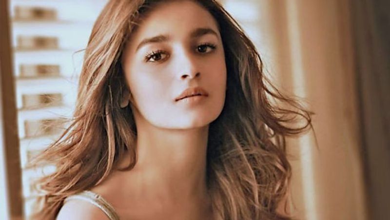 Alia Bhatt shows off her inner sporty girl in new pics