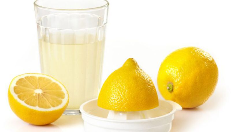 Is It Safe To Drink Lemon Water During Pregnancy?