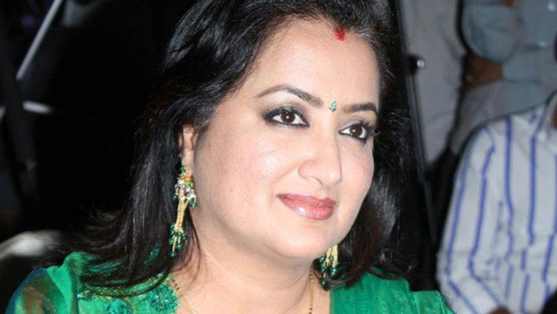 Lok Sabha Election 2019 Sumalatha Amabareesh to announce decision on March 18