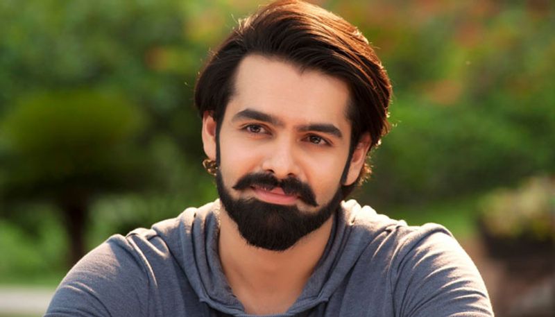 Hero Ram pothineni birth day wishes to Bollywood star