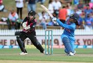 New Zealand win third women T-20 against India by two run, win series