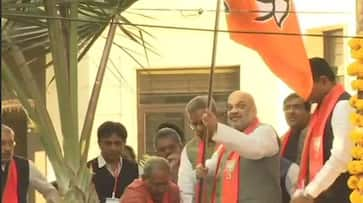 bjp president amit shah flags off mera pariwar bjp pariwar campaign