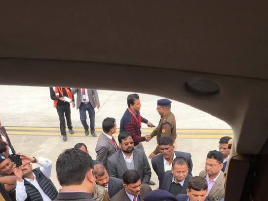 Airport authority stop Akhilesh Yadav charter plane in Lucknow, Yadav alleged Modi government