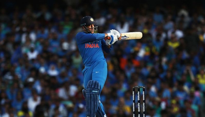 India vs Australia Odi cricket MS Dhoni may create new record in Racnhi