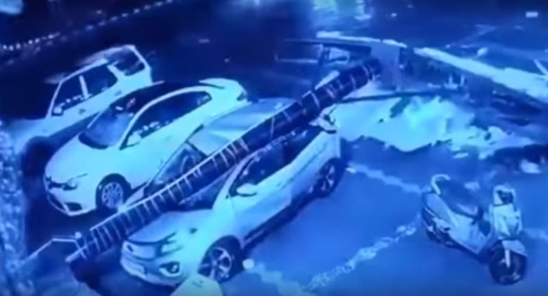 Safest car in India Billboard pillar falls on the tata nexon all are safe