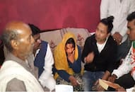 kailash kher meet with shaheed vijay kumar family and give 10 lakhs