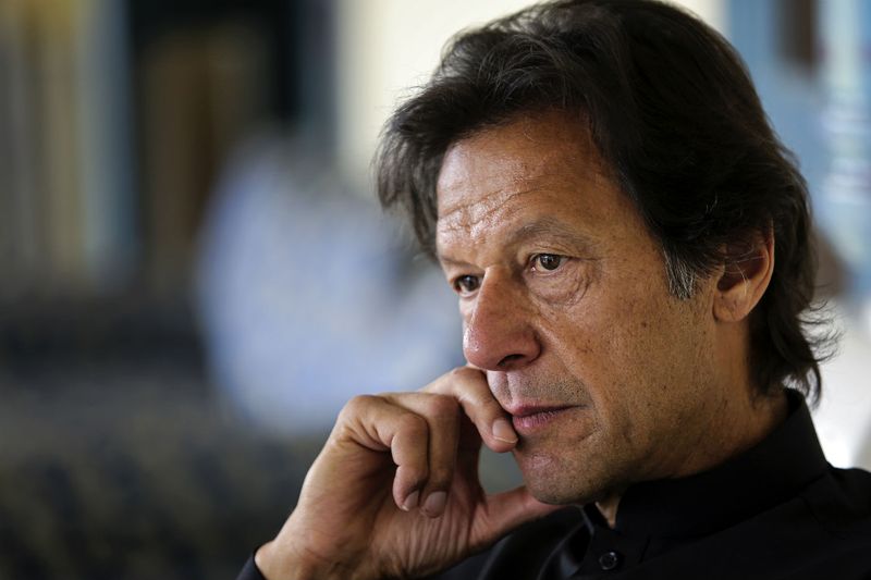 Give Peace A Chance Pleads Pakistan PM Imran Khan To India