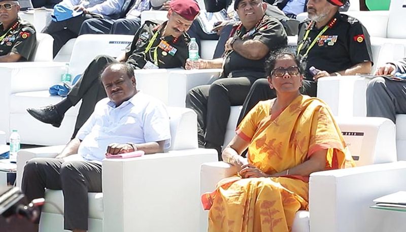 Defense minister Nirmala Sitharaman invites forign investments in  Aero India 2019